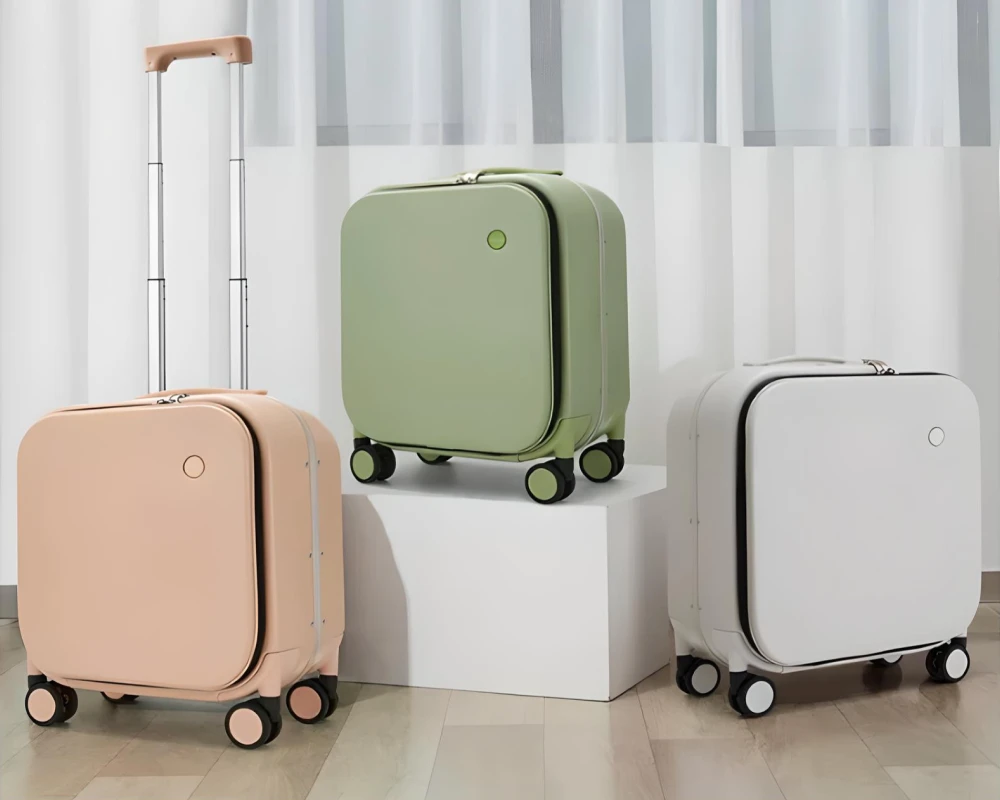 lightweight luggage with wheels